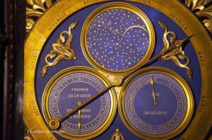 cadran inférieur horloge beauvais